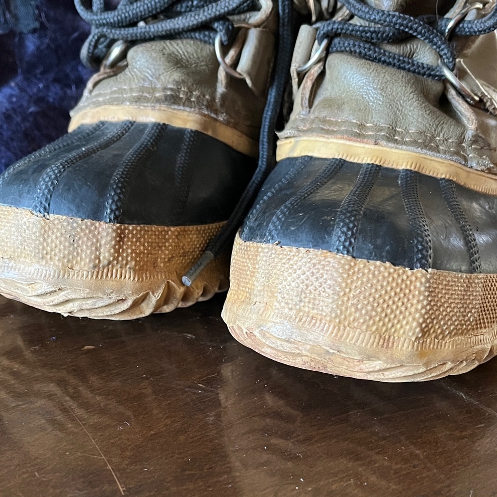 Sorel Women's Lace Up Boots - Brown and Black - Picture 10 of 13